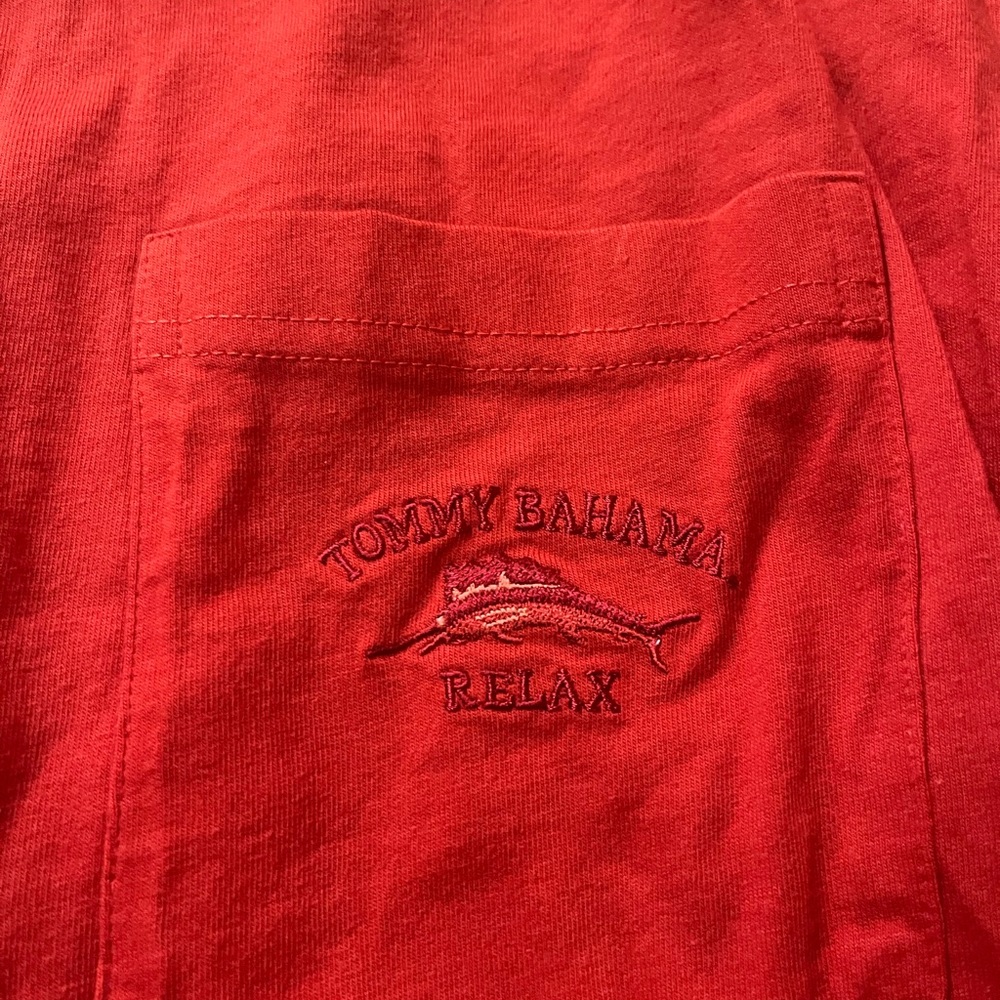 Tommy Bahama tee shirt